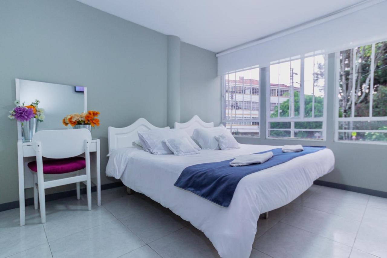 Apartasuites & Hotel Bogota Teusaquillo المظهر الخارجي الصورة