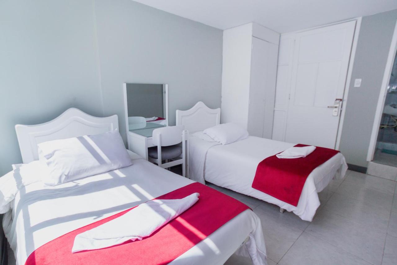 Apartasuites & Hotel Bogota Teusaquillo المظهر الخارجي الصورة
