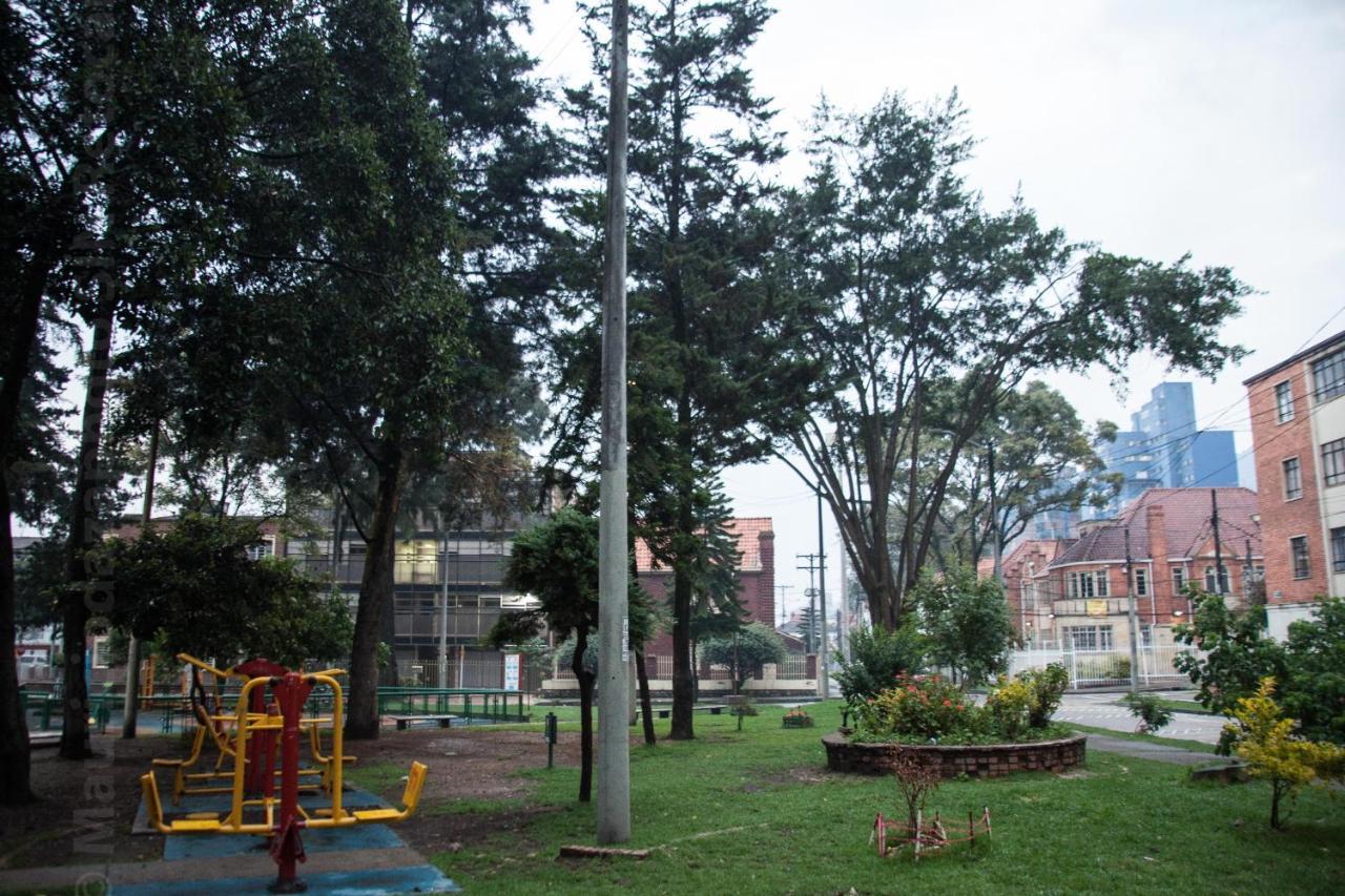 Apartasuites & Hotel Bogota Teusaquillo المظهر الخارجي الصورة